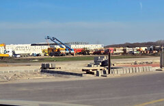 Am Rand von Szeged entsteht eine Fabrik des chinesischen Elektroautoherstellers BYD. Für die Regierung ist das Projekt ein Symbol wirtschaftlicher Stärke – Kritiker sehen darin die wachsende Abhängigkeit von China. Fotos: Dan-Adrian Cărămidariu