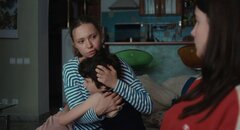 Denisa Vraja als Flavia mit dem „Geschwisterpaar“ Dominique Toma als Dudu und Sofia Vasiliu als Lia
Fotos: Lavinia Cioacă