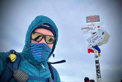 Der Ciucaș-Gipfel ist die Krönung der Winterwanderung.