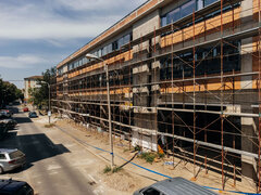 Das Projekt zur Sanierung der 30er-Schule sieht die Sanierung des alten Gebäudes und den Bau zweier neuer Schulgebäude vor. Es soll in sieben Monaten zu Ende geführt werden, erklärte der Temeswarer Bürgermeister Dominic Fritz. | Foto: Facebook Dominic Fritz