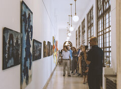Bei der Führung von Kurator Cosmin Năsui durch die Sammlung dekorativer Kunst auf Schluss Cotroceni
Foto: Kommunikationsdienst des Museums