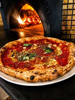 Wer kulinarisch kurz in den Süden Italiens fliehen möchte, ist im Le petit Naples genau richtig.