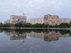 2021 benötigte eine vierköpfige Familie für angemessene Wohnbedingungen 1732 Lei für Miete bzw. Ratenzahlungen sowie 552 Lei für Nebenkosten, bis September 2025 sind die Summen auf 3166 Lei sowie 922 Lei gestiegen. | Archivfoto: Christian Binder