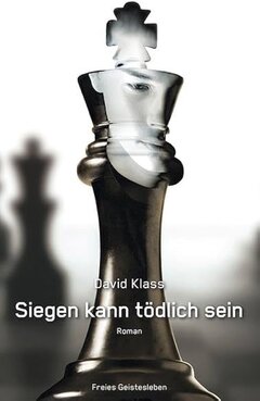 Im Roman „Siegen kann tödlich sein“ von David Klass, ausgeliehen in der Bibliothek des Goethe-Instituts Bukarest, Calea Dorobanți 32/Pavilion, www.goethe.de/bukarest, geht es um Schach, Liebe und vor allem um eine spannende Vater-Sohn-Beziehung.